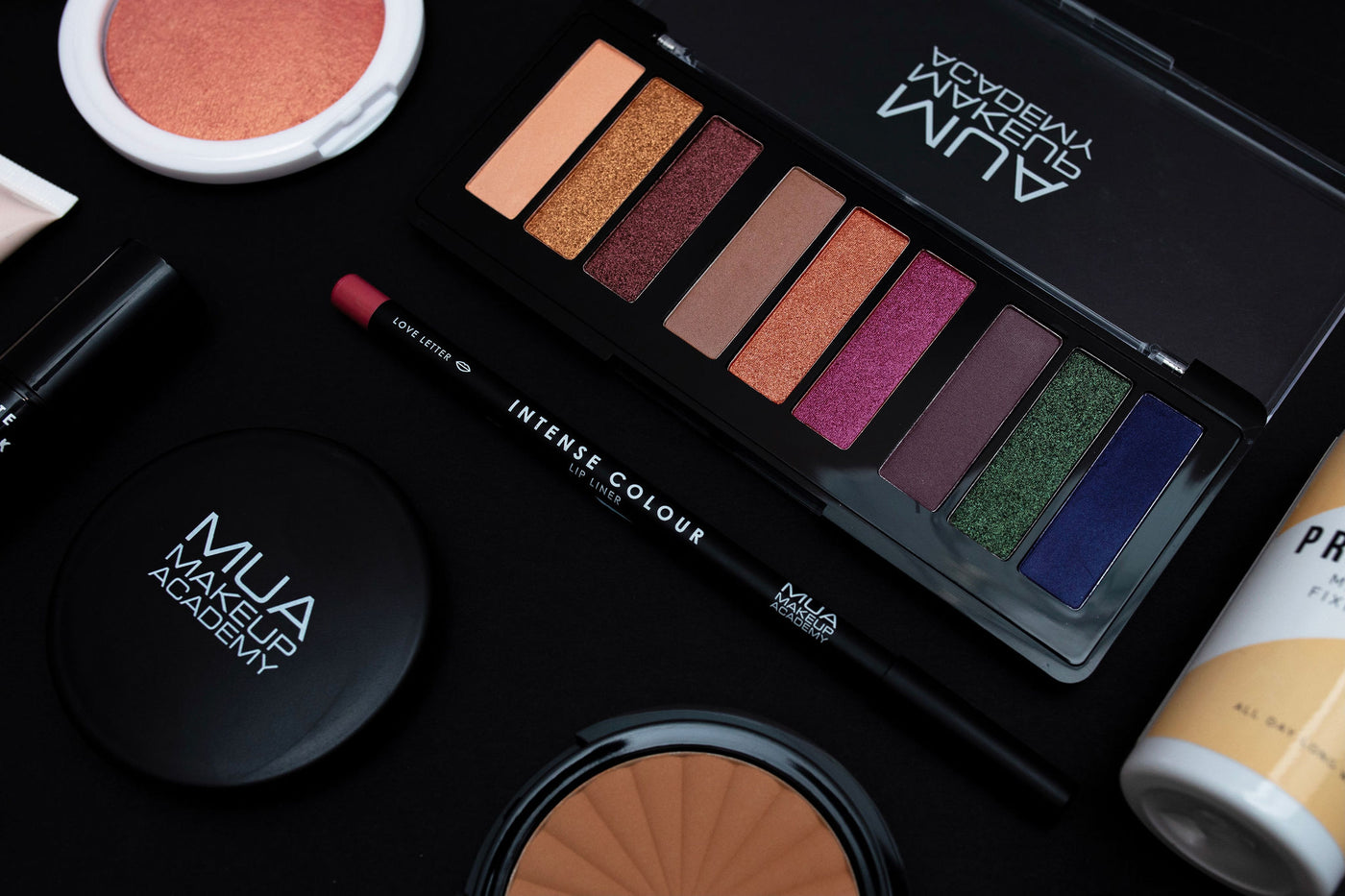 Party Ready: Makeup Looks for the Festive Season