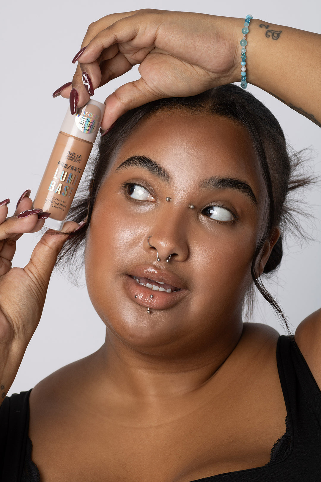 MUA PRO/BASE LUMI BASE