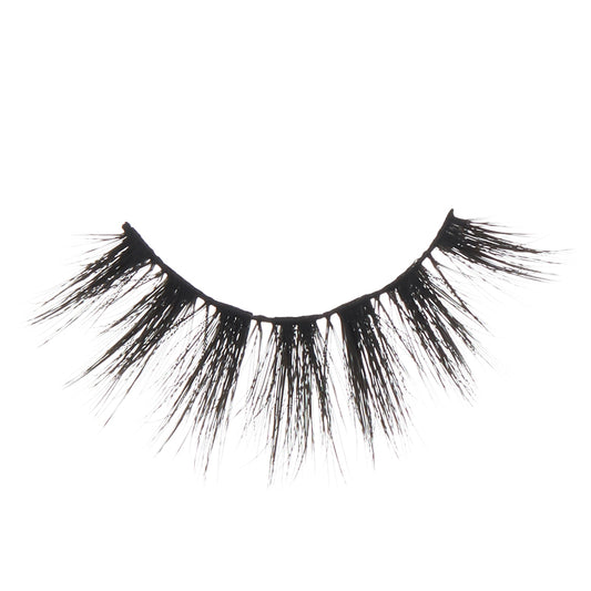 a black false eyelashes